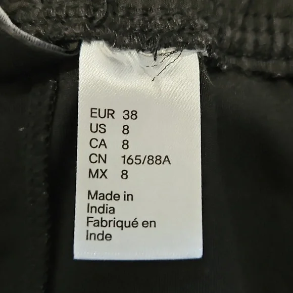 H&M Divided Black and White Patterned Dress - Picture 7 of 10